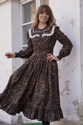 sukienka bawełniana w kwiaty w stylu retro, z podwójnym kołnierzem, koronką i falbanka